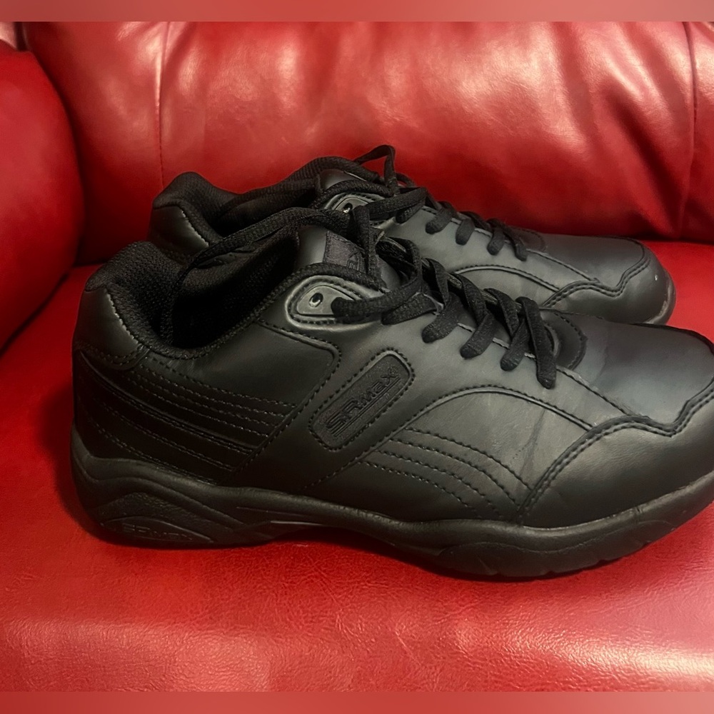 SRMAX  resistant shoes